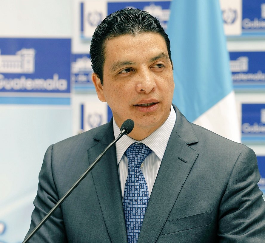 exministro Erick Archila